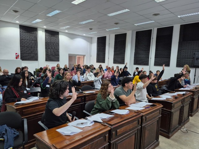 Se realiz la primera sesin del Concejo Deliberante Estudiantil